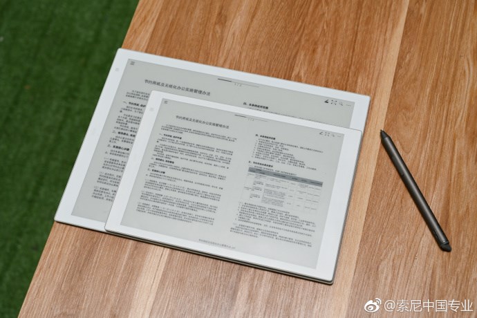 索尼电子纸DPT-CP1图赏：纯白配色，纤薄如纸